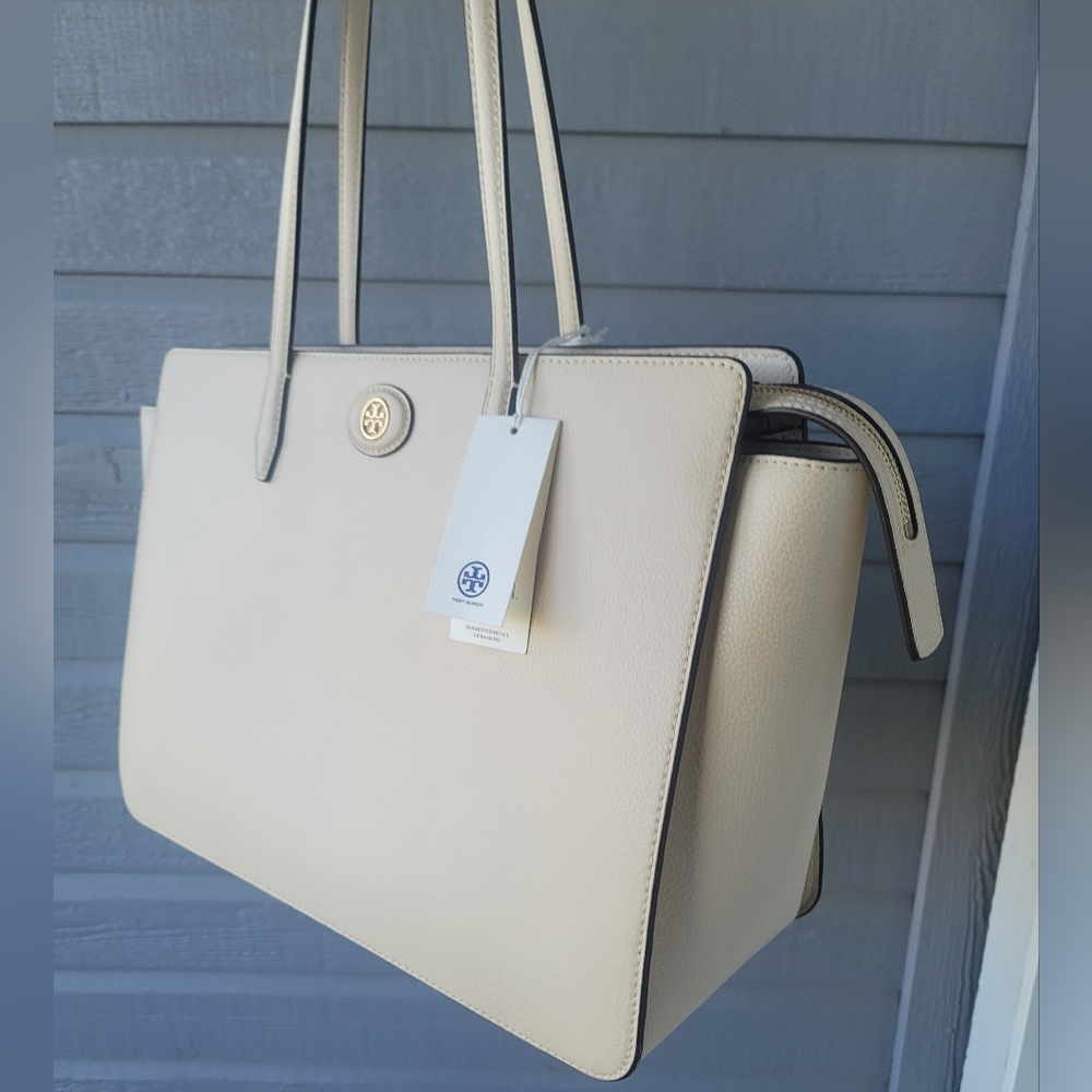 📣✨️RAFFLE!! NWT TORY BURCH RAFFLE! - Picture 11 of 12